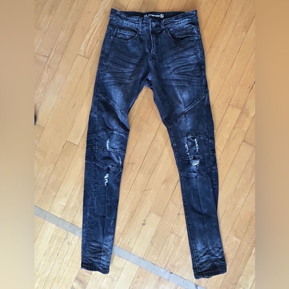 Crysp Denim 32 x 34 black moto distressed mens Jeans 32x34 tall stretch pants